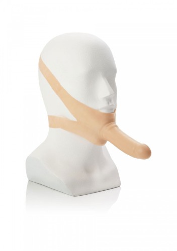 The Accommodator Dong Light skin tone