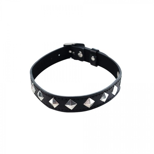 Adjustable collar