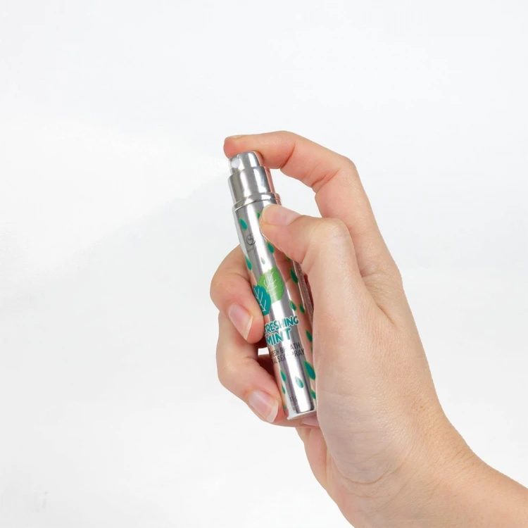 REFRESHING MINT FRESH BREATH ORAL SEX SPRAY